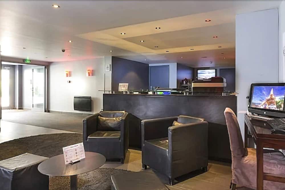 カデット レジデンス 写真