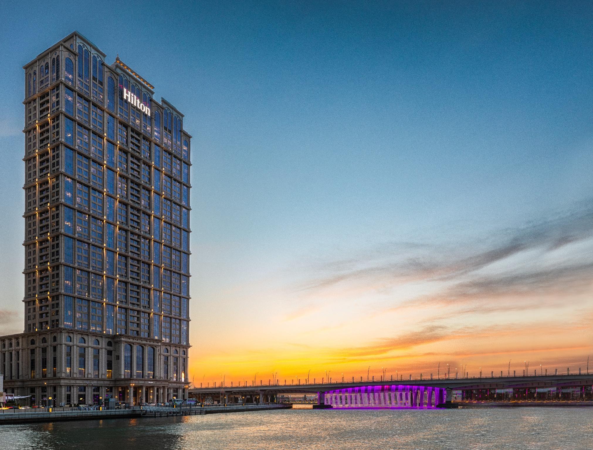 ヒルトン ドバイ アル ハブトア シティ 写真