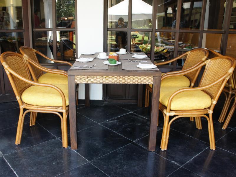 ホテル シャングリラ 写真