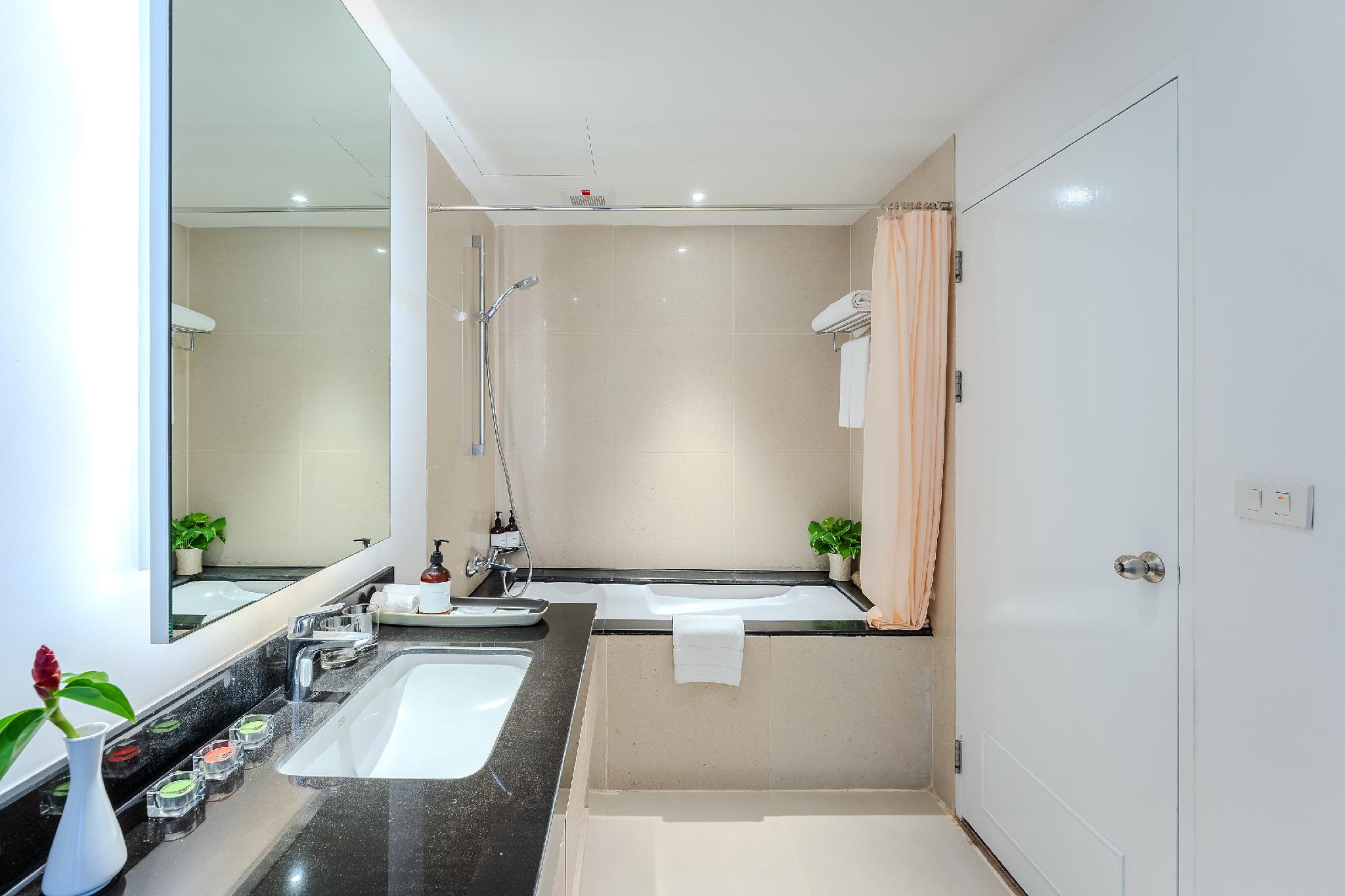 サマセット パーク スアンプル バンコク 写真