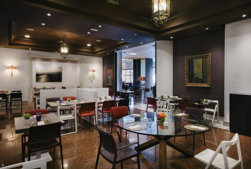 ラファエルホテル アトチャ 写真