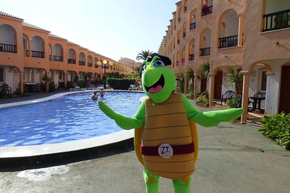 アパルタメントス トゥリスティコス ハルディネス デル プラザ 写真