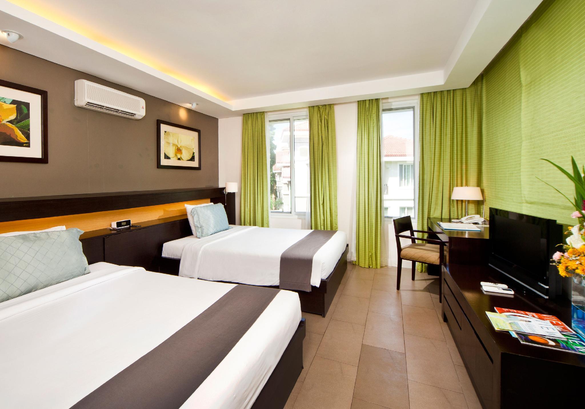 フェアウェイズ アンド ブルーウォーター ボラカイ 写真