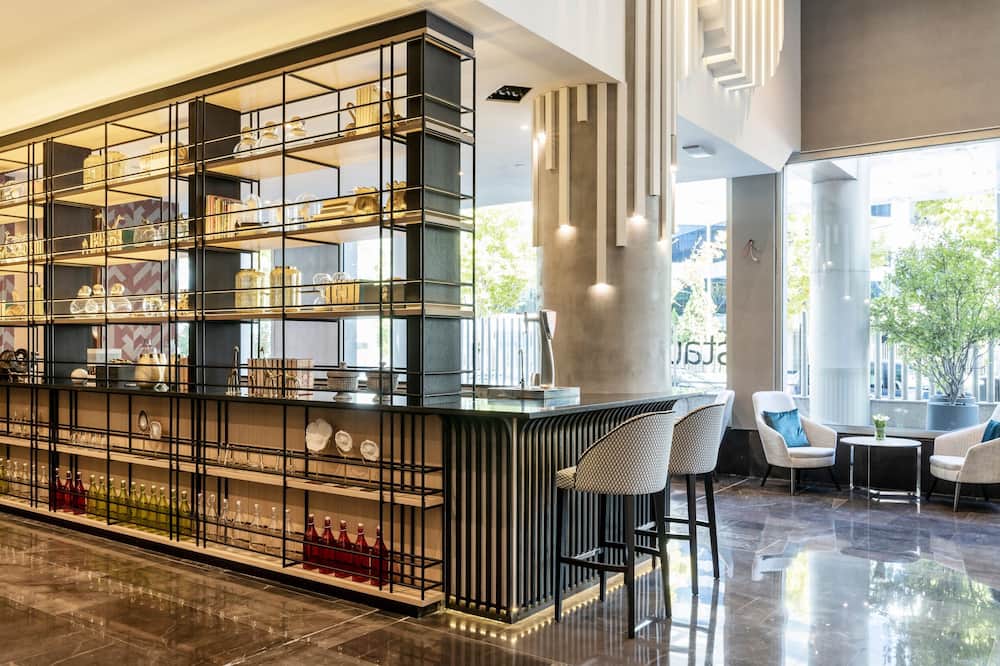 イルニオン アルカラ ノルテ ホテル 写真