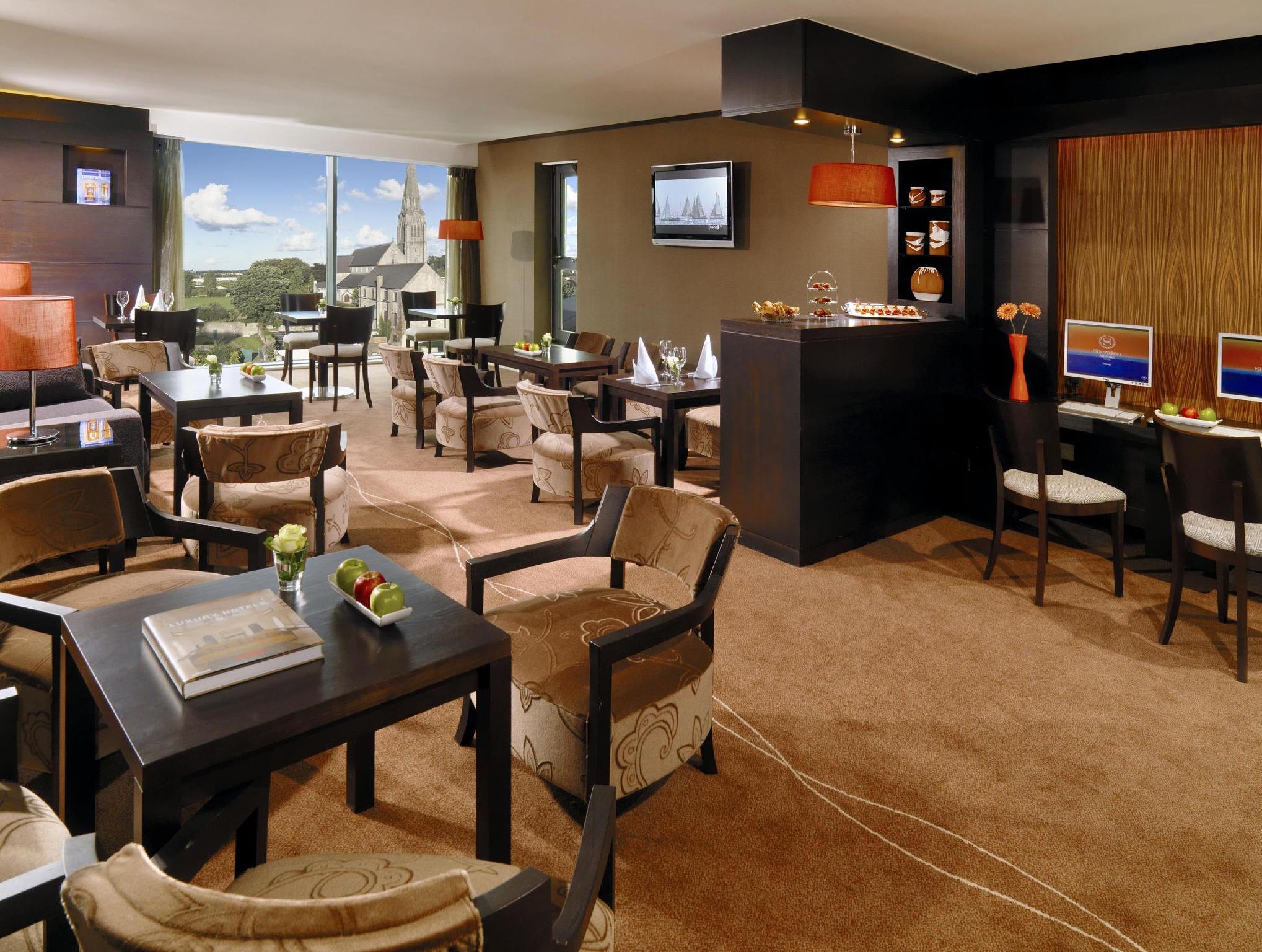 シェラトン アスロン ホテル 写真