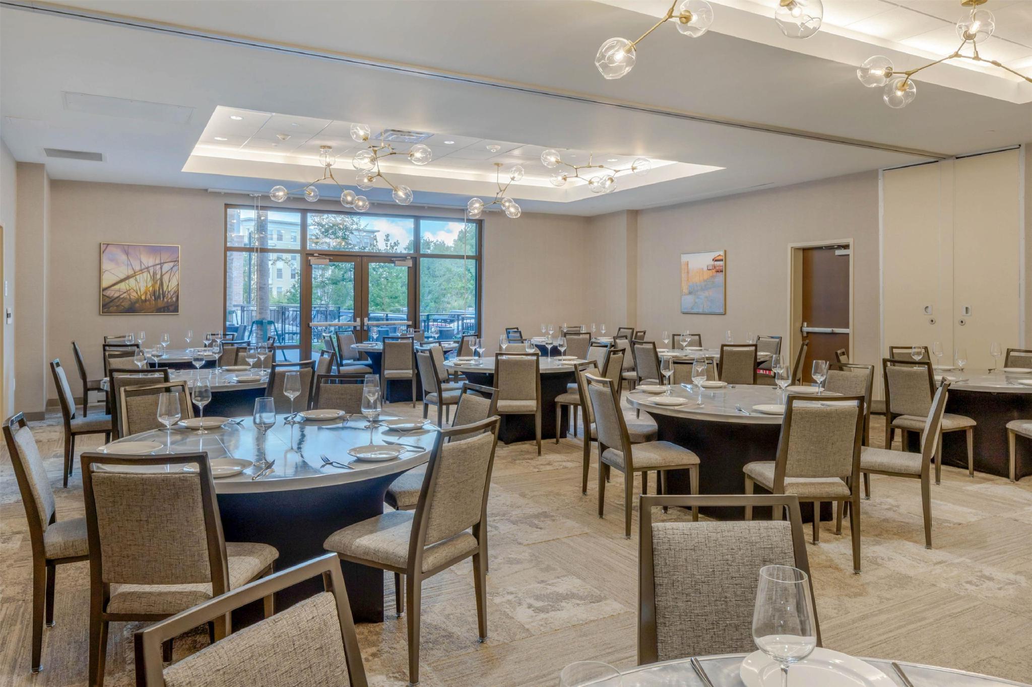 DoubleTree by Hilton Charleston Riverview 写真