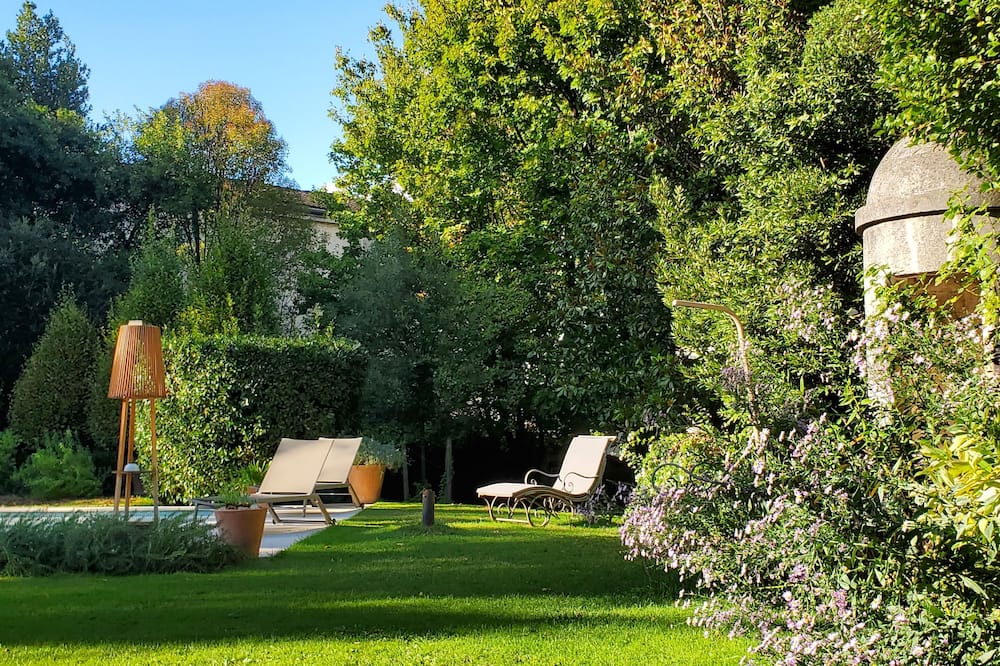 ロジス デ トゥレル 写真