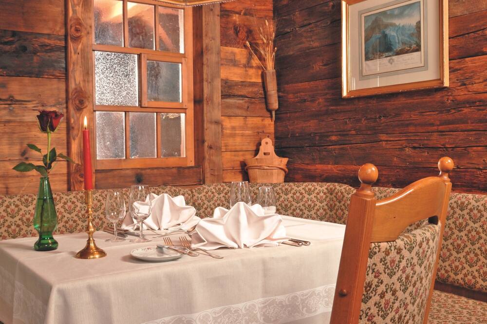 ホテル グレッチャーガルテン 写真