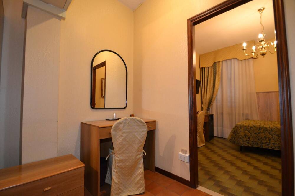 ホテル レジデンス 写真