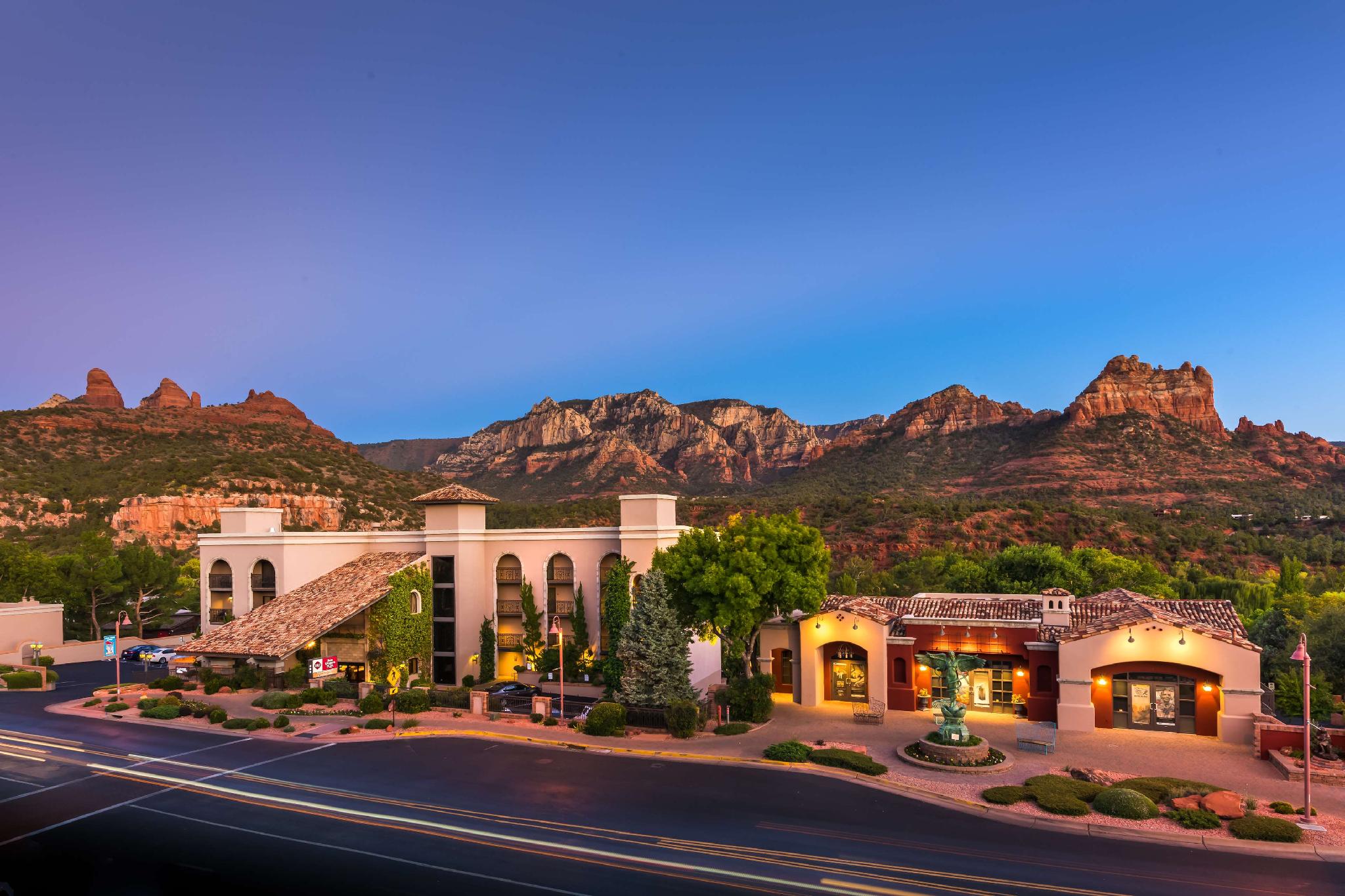 Best Western Plus Arroyo Roble Hotel and Creekside Villas 写真