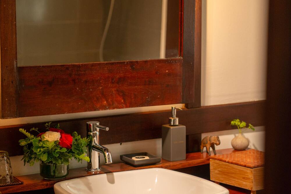 3 ナガス ホテル ルアンパバーン エムギャラリー コレクション 写真