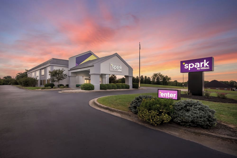 Spark by Hilton Bardstown 写真