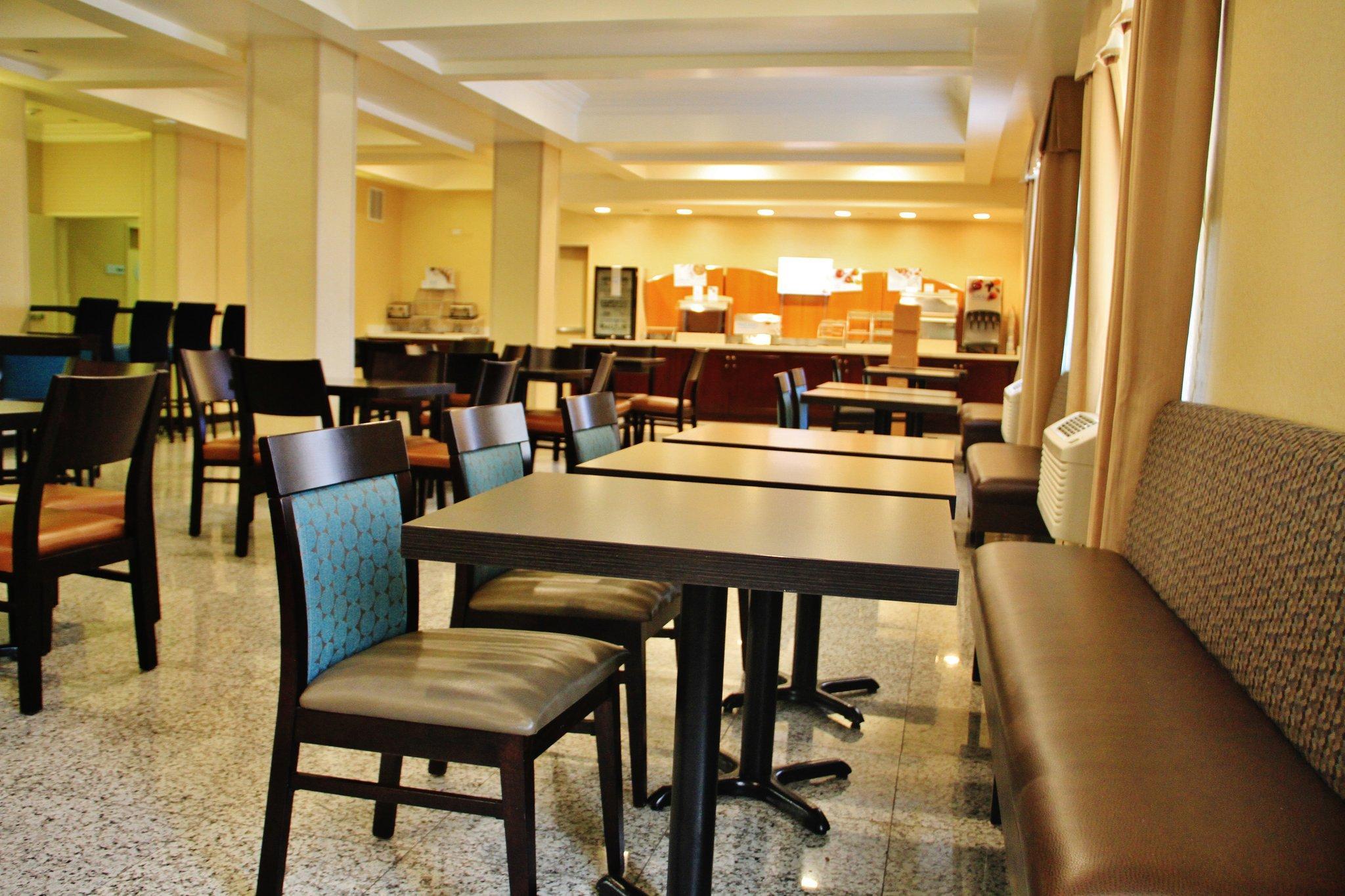 ホリデイ イン エクスプレス ロサンゼルス エアポート ホーソーン by IHG 写真