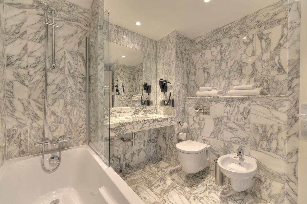 ウェストミンスター ホテル&スパ 写真