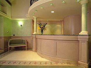 Numa Rome Linea 写真