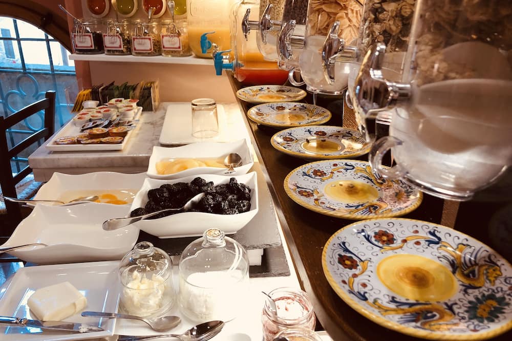 ホテル パロッタ アッシジ 写真