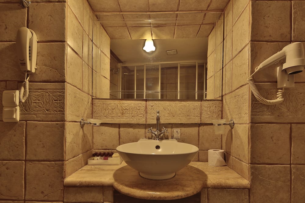 ユスフ イギトル コナギ - スペシャル クラス 写真