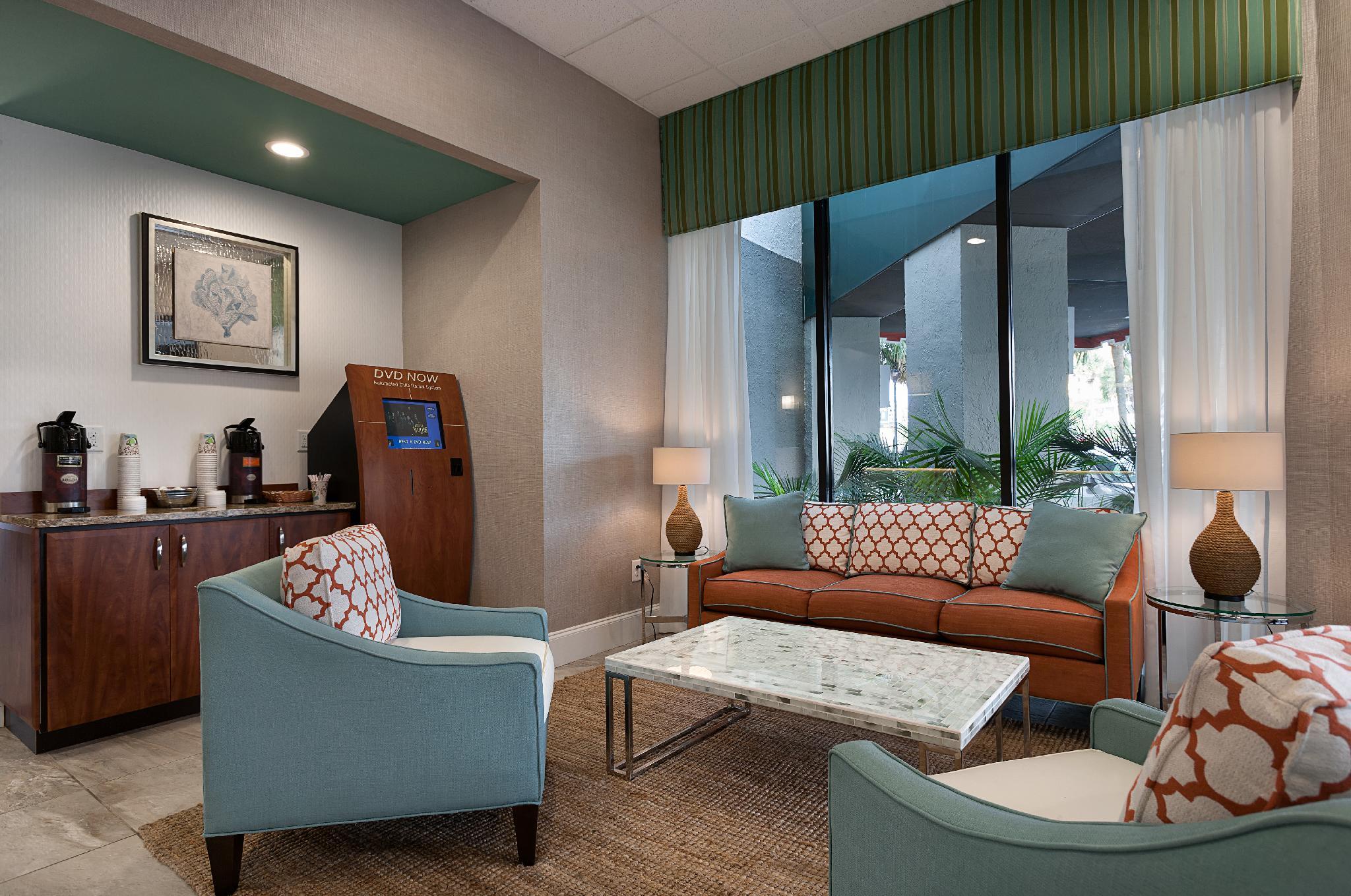 ザ ストランド ア ブティック リゾート 写真