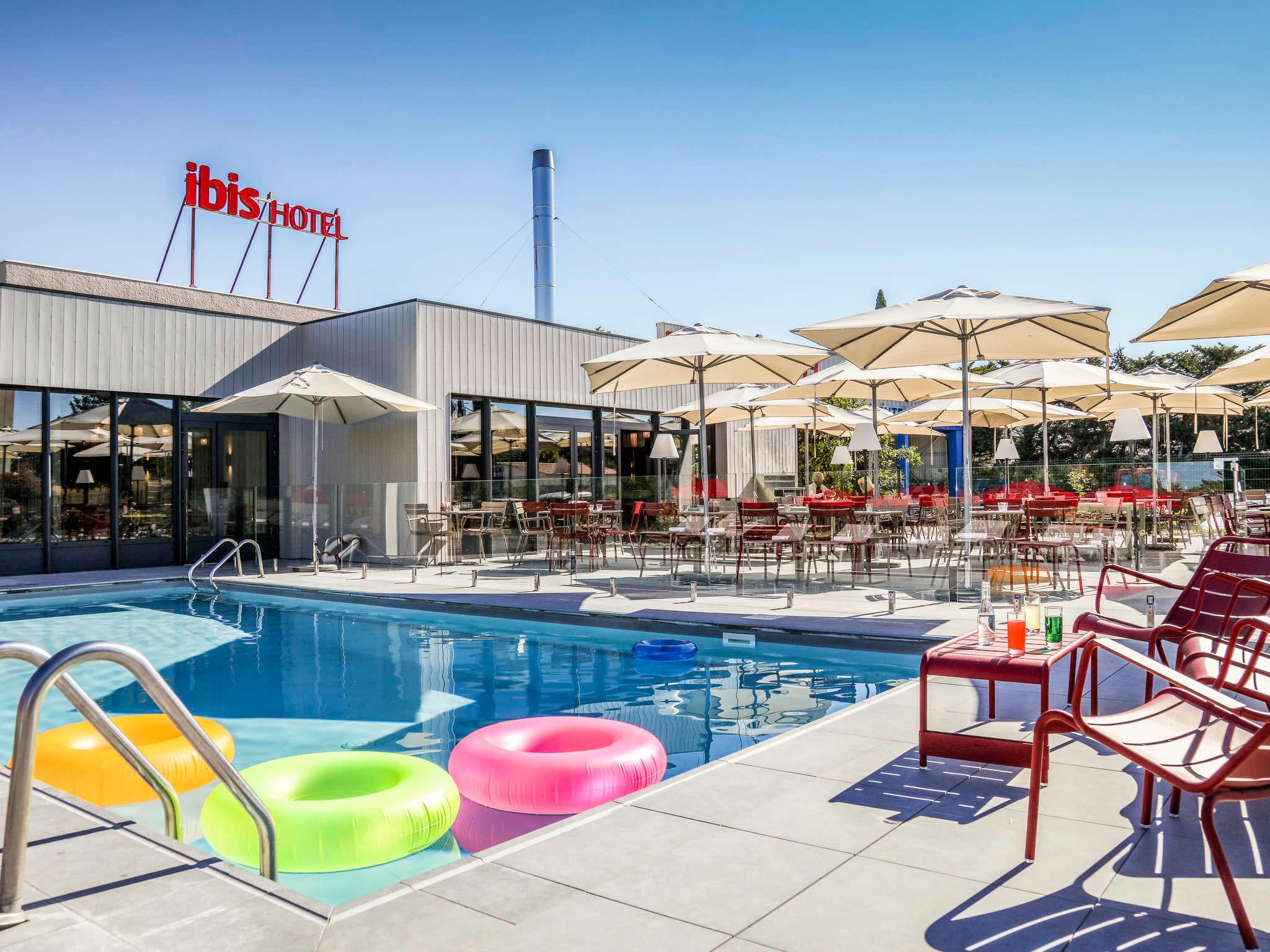 ibis Orange Centre Échangeur A7 A9 写真