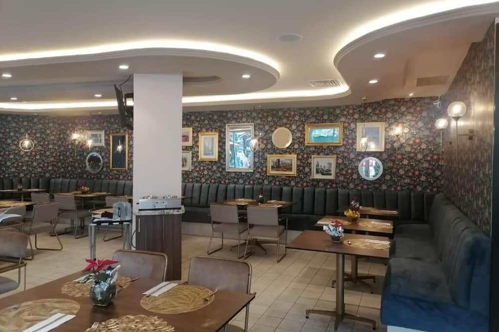 ホテル センチュリー レフォルマ 写真