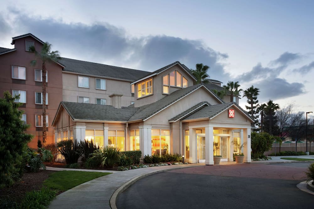 Hilton Garden Inn Gilroy 写真