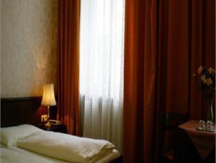 ホテル モーツァルト 写真