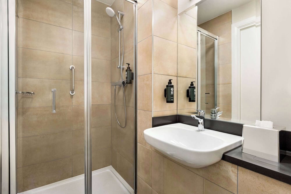 スーパー 8 バイ ウィンダム チェスター イースト 写真