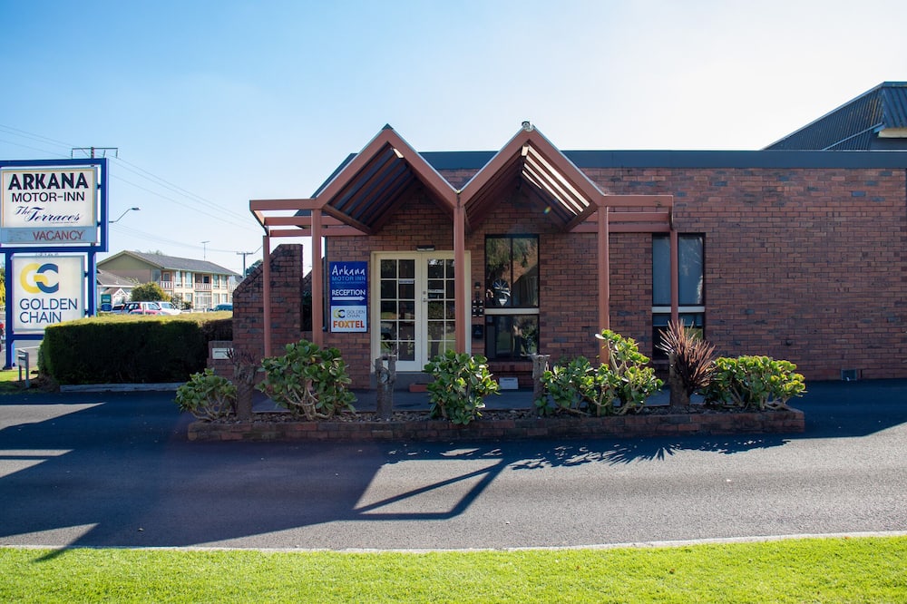 アーカナ モーター イン & テラス アパートメンツ 写真