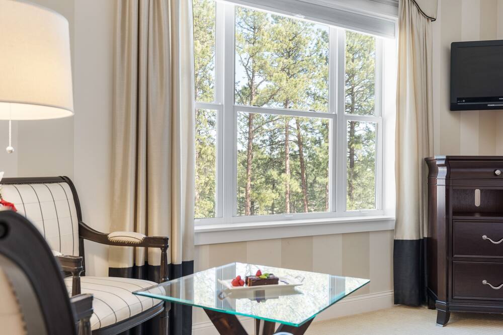 サマー クリーク イン 写真