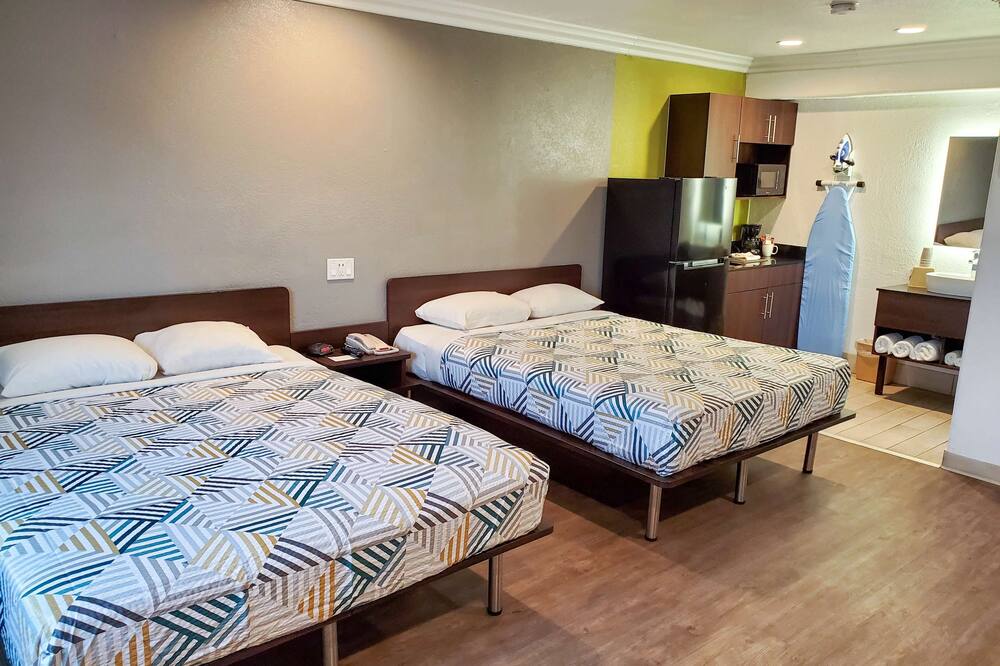 スタジオ 6 ナショナル シティ、カルフォルニア - ネーバル ベース サンディエゴ 写真