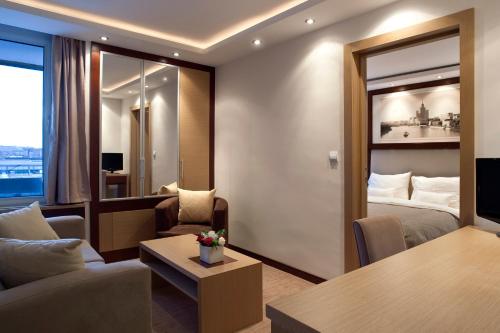 Tulip Inn Putnik Belgrade 写真