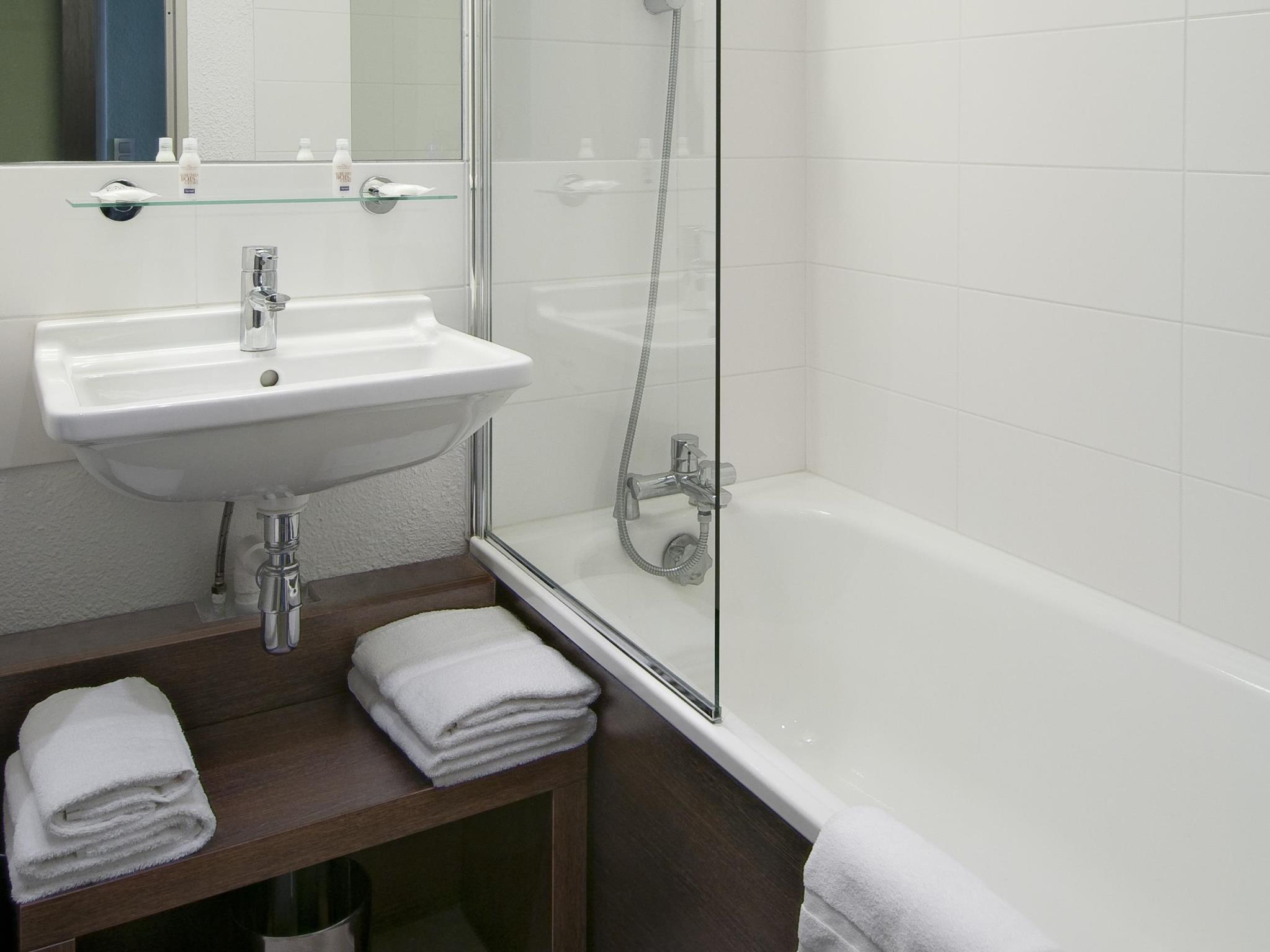 キリヤード オルリー エアロポルト アティス モンス 写真