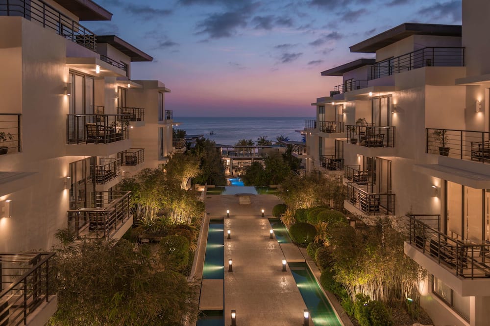 ディスカバリー ボラカイ 写真