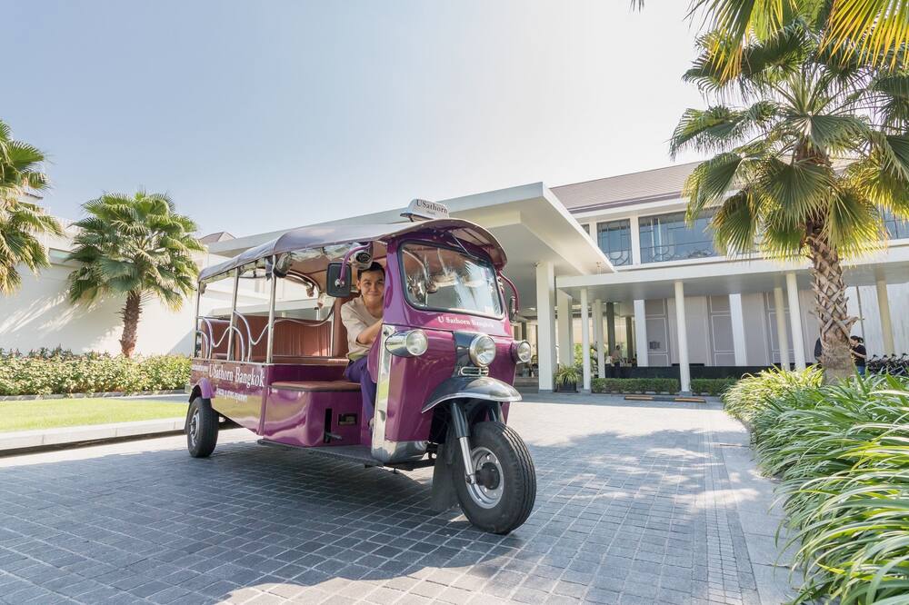 ユー サトーン バンコク 写真