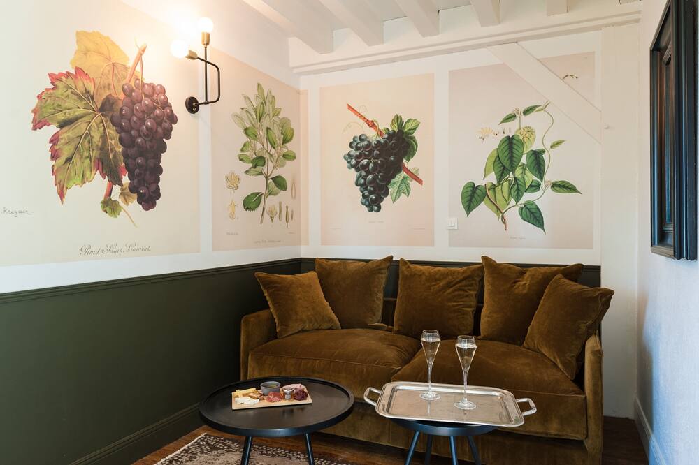 Ermitage De Corton - Teritoria 写真