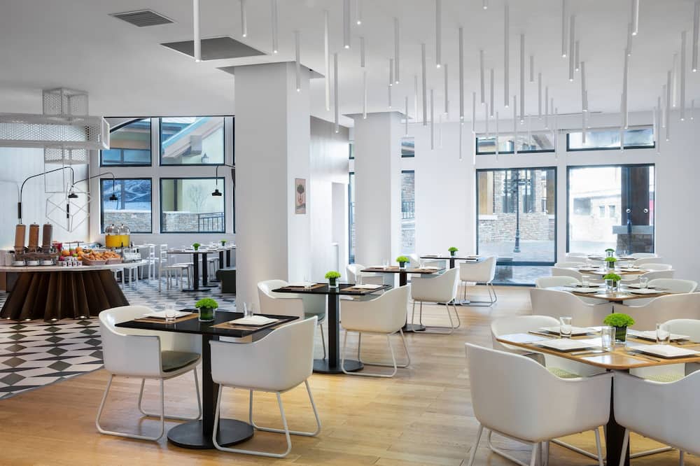 エレメント崇礼 マリオットホテル (崇礼源宿酒店) 写真