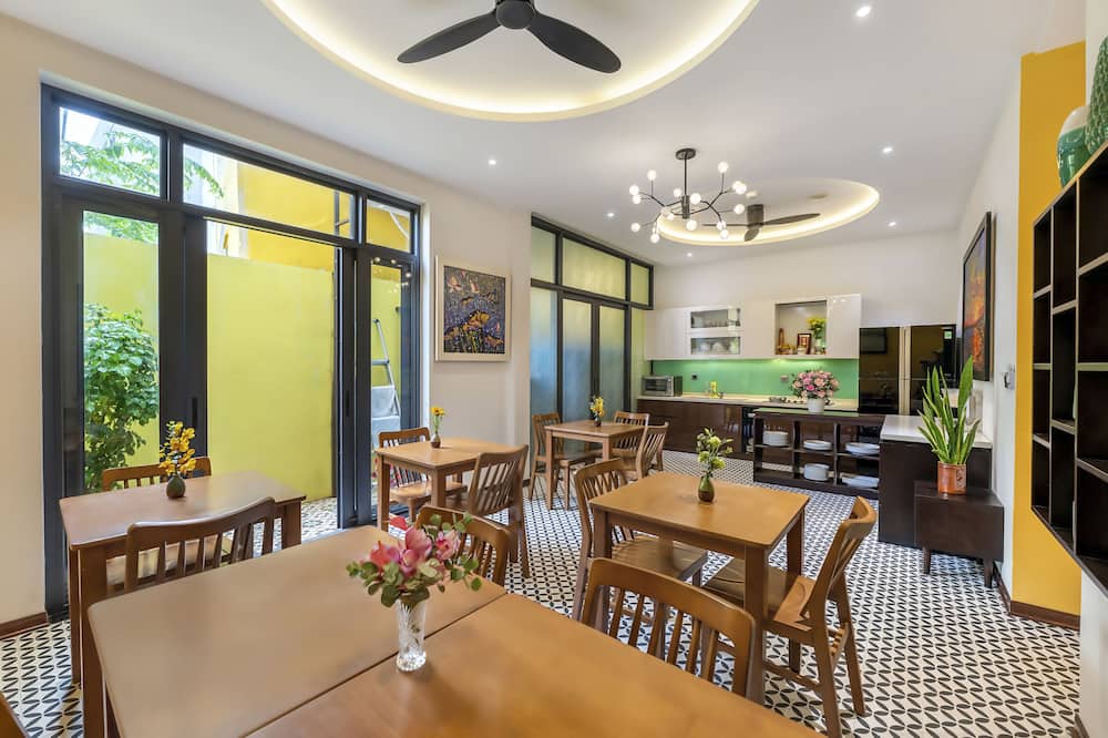 ヴィラソレイユホイアン 写真