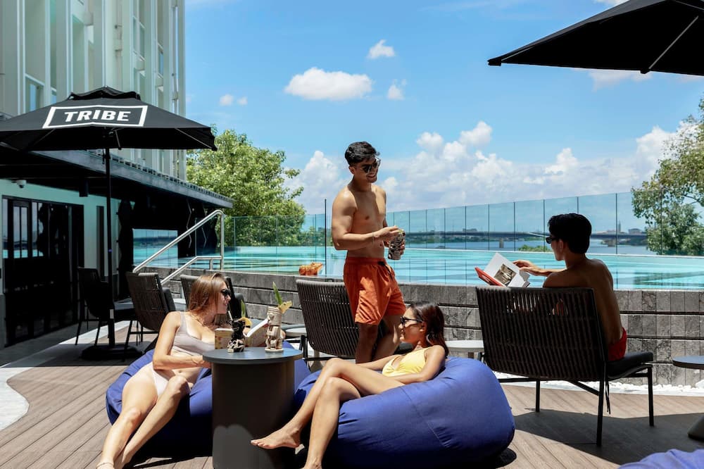 トライブ プノンペン ポスト オフィス スクエア 写真