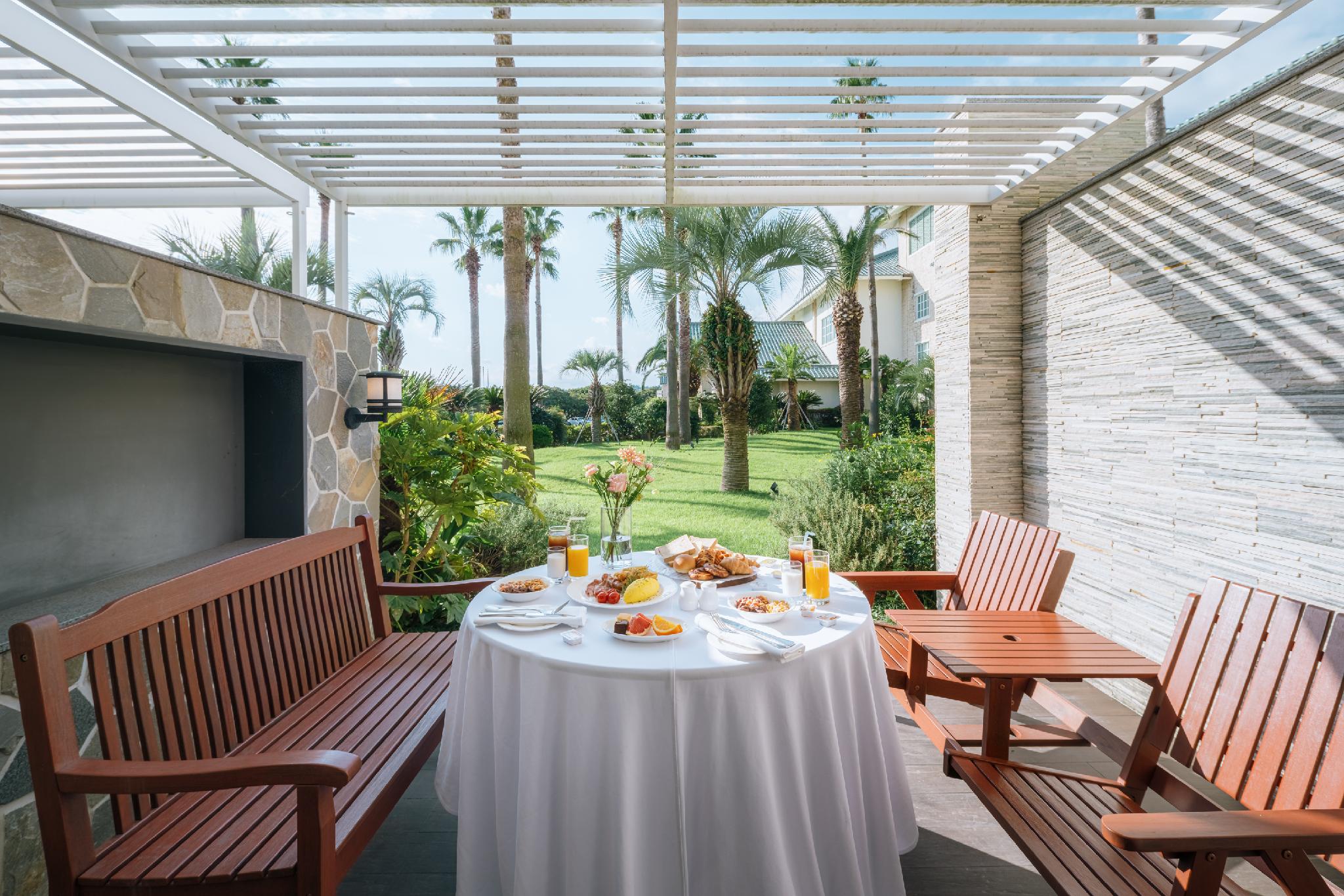 ザ スイーツ ホテル チェジュ 写真