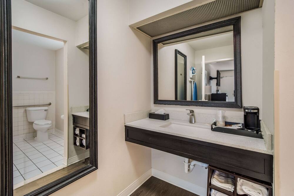 クラリオン イン & スイーツ フローレンス - ダーリントン 写真