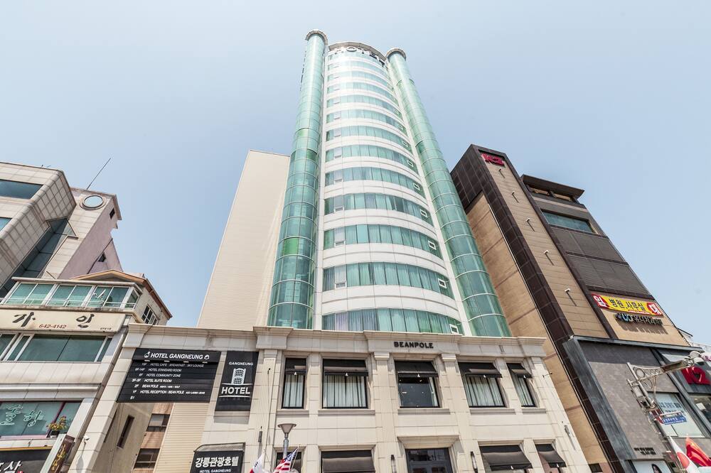 カンヌン ツーリスト ホテル 写真