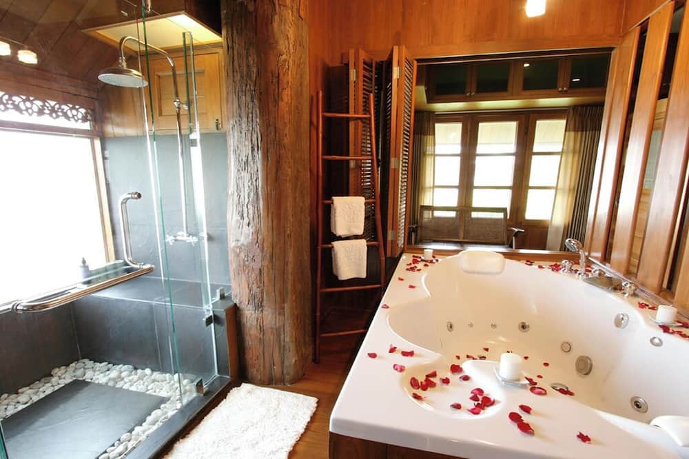 ルアン カム イン 写真