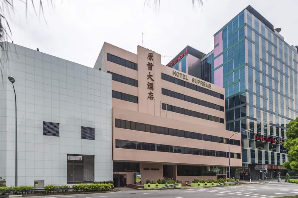 ホテル シュープリーム 写真