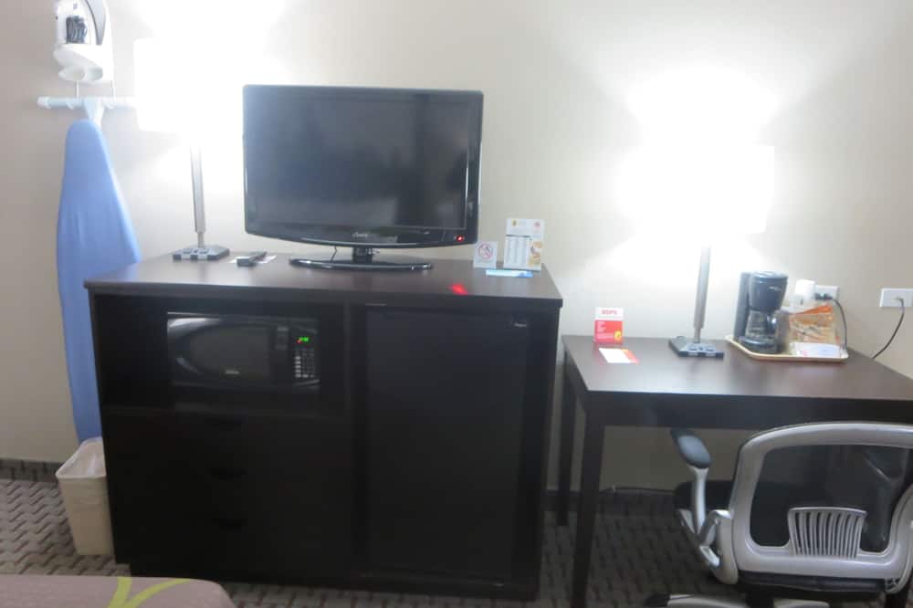 スーパー 8 バイ ウィンダム マンデレイン / リバティビル エリア 写真