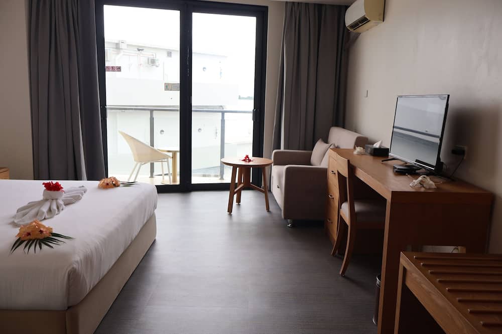 ナラギ ホテル 写真