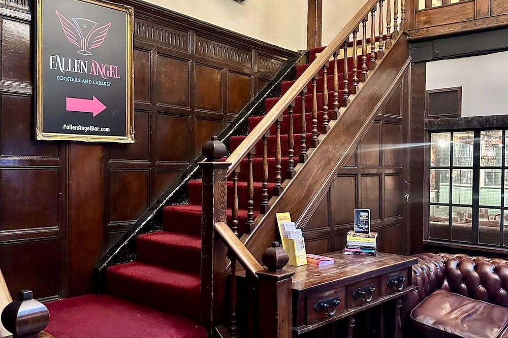 The Angel Posting House & Livery 写真