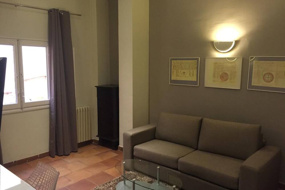 ホテル レオノル デ アキタニア 写真