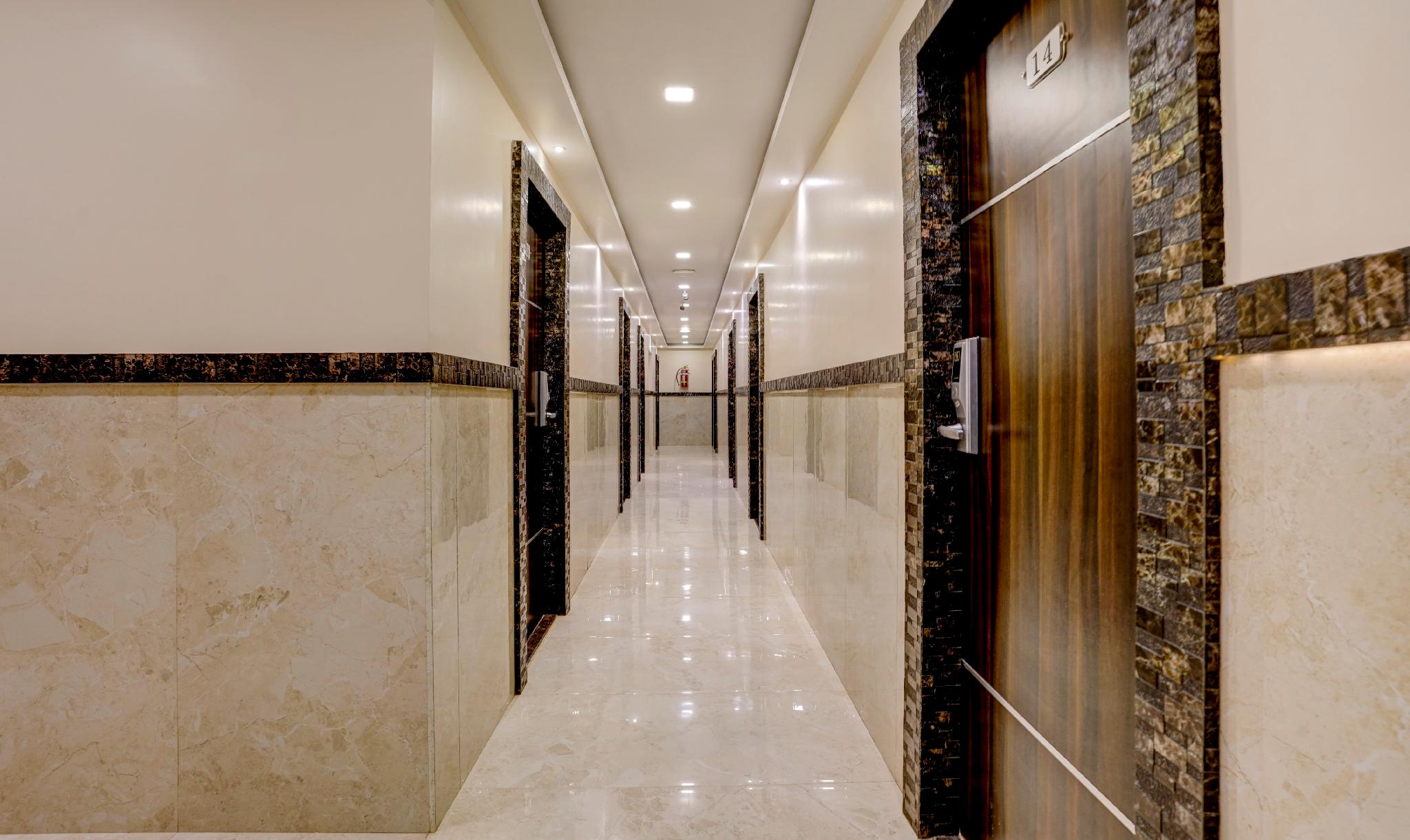 ツリーボー ブルー ムーン ポワイ 写真