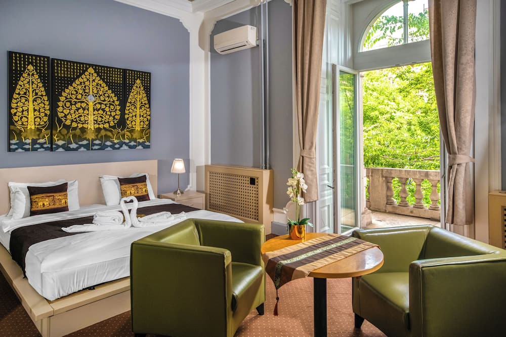 アンドラーシ タイ ホテル 写真