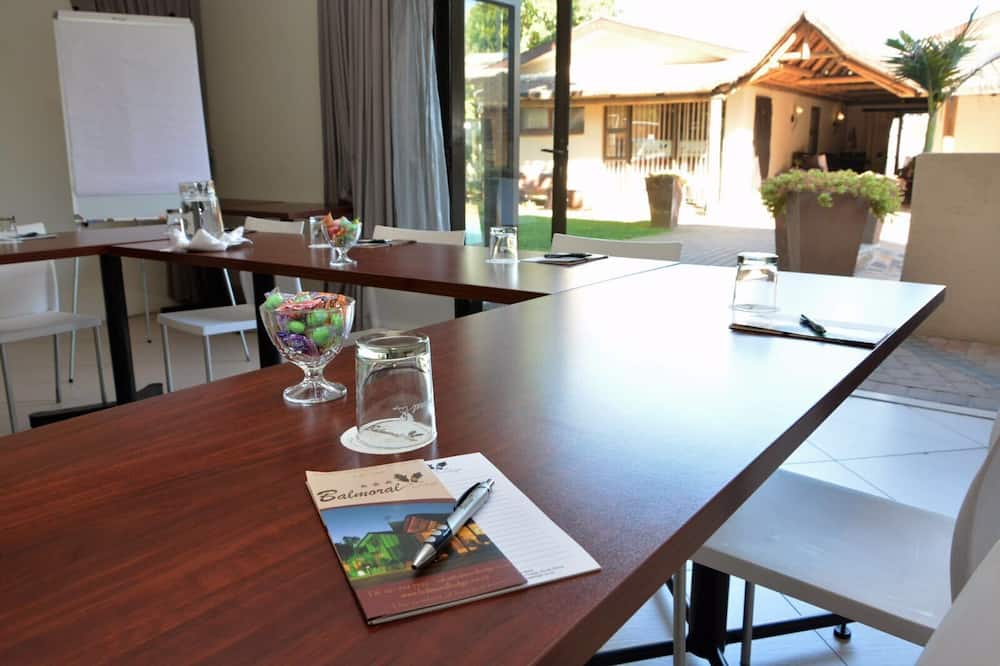 バルモラル ロッジ 写真